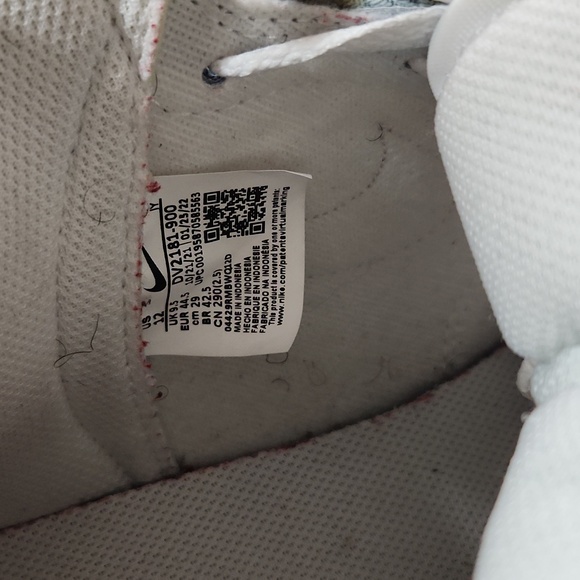 Nike dunk size 11 men's, 12 womens - Picture 6 of 7